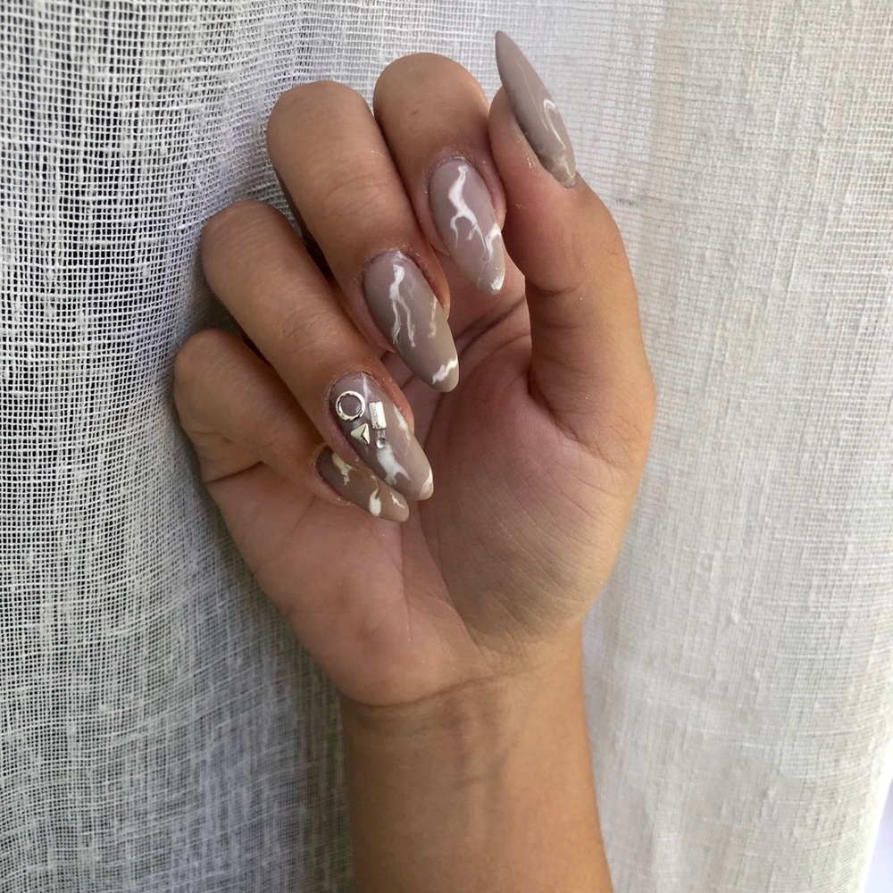 Marble Glam Press Ons